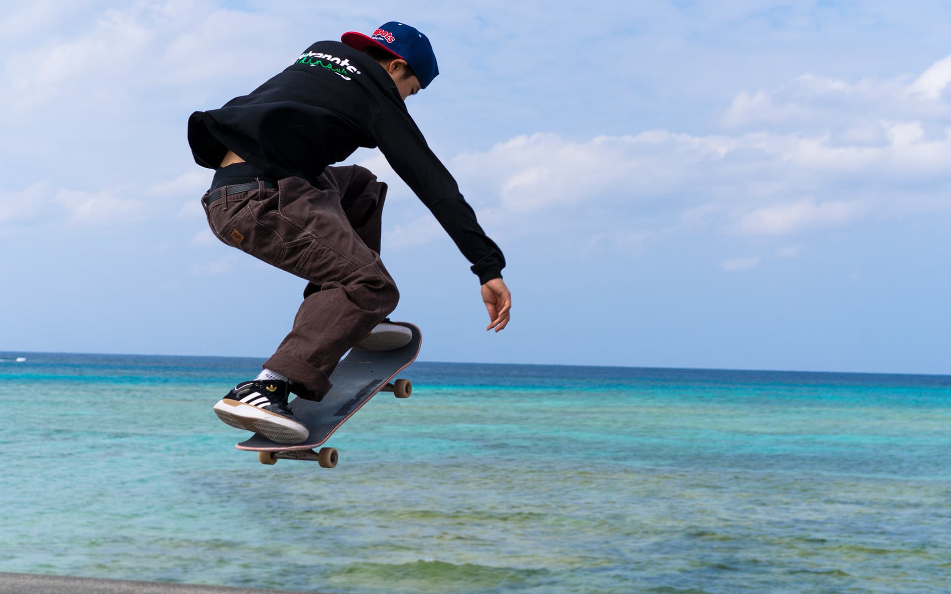 公式 Tetrapots テトラポッツ